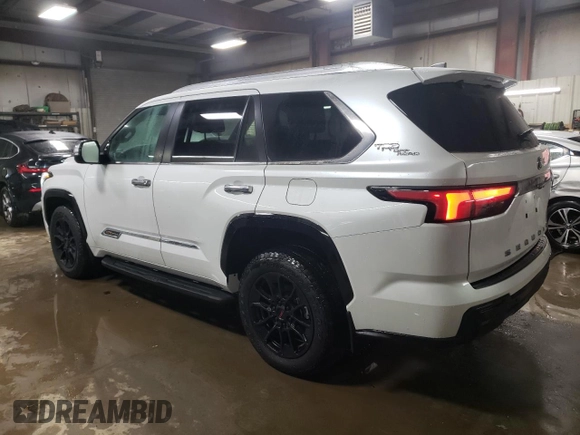 2025 Toyota Sequoia SR5 with VIN 7SVAAABA3SX050405, listed as a Copart auction lot 43834715 with 3,531 mi miles and Clean Title. Bid and sale history available at carsss.com. Image 2.