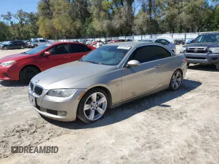 2008 BMW 3 Series 335i with VIN WBAWL73518PX55305, listed as a Copart auction lot 49326495 with 152,002 mi miles and Clean Title. Bid and sale history available at carsss.com. Image 1.
