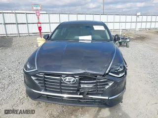 2022 Hyundai Sonata SE with VIN 5NPEG4JA0NH147400, listed as a IAAI auction lot 41478054 with 76,090 mi miles. Bid and sale history available at carsss.com. Image 6.