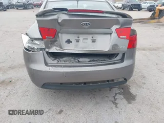 2012 Kia Forte EX with VIN KNAFU4A29C5592525, listed as a IAAI auction lot 41918436 with 190,213 mi miles. Bid and sale history available at carsss.com. Image 6.