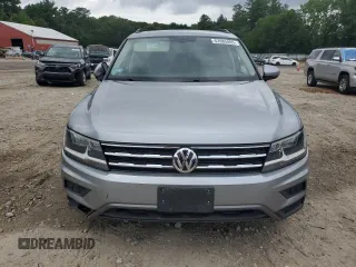 2019 Volkswagen Tiguan SE z VIN 3VV2B7AXXKM152375, wystawiony jako Copart lot #63985805 z przebiegiem 56 386 mil mil oraz Szkoda całkowita • Salvage title. Historia ofert i sprzedaży dostępna na DreamBid. Obrazek 5.