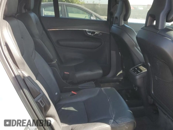 2020 Volvo XC90 Momentum with VIN YV4A221K1L1568151, listed as a Copart auction lot 74944304 with 41,233 mi miles and Salvage Title. Bid and sale history available at DreamBid. Image 11.