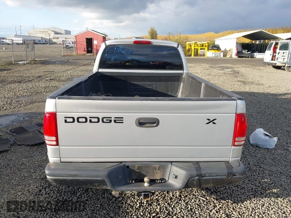 2002 Dodge Dakota with VIN 1B7GL12X42S698285, listed as a IAAI auction lot 40826030 with 211,936 mi miles and . Bid and sale history available at carsss.com. Image 17.