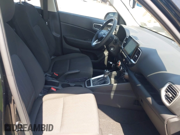 2022 Hyundai Venue SE with VIN KMHRB8A37NU207652, listed as a IAAI auction lot 42536051 with 36,828 mi miles and . Bid and sale history available at DreamBid. Image 5.