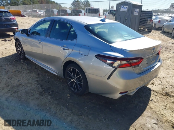 2022 Toyota Camry SE with VIN 4T1S11AK7NU054502, listed as a IAAI auction lot 41857044 with 55,585 mi miles and . Bid and sale history available at DreamBid. Image 3.