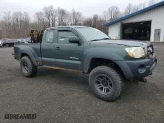 2009 Toyota Tacoma with VIN 5TEUX42N09Z597628, listed as a Copart auction lot 51799555 with 272,872 mi miles and Clean Title. Bid and sale history available at carsss.com. Image 4.