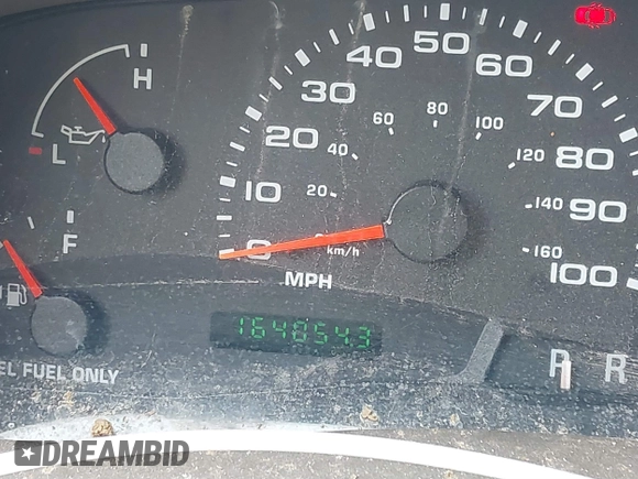 2002 Ford Super Duty F-250 XL with VIN 1FTNW21F32EB72189, listed as a IAAI auction lot 41724745 with 164,054 mi miles. Bid and sale history available at carsss.com. Image 15.