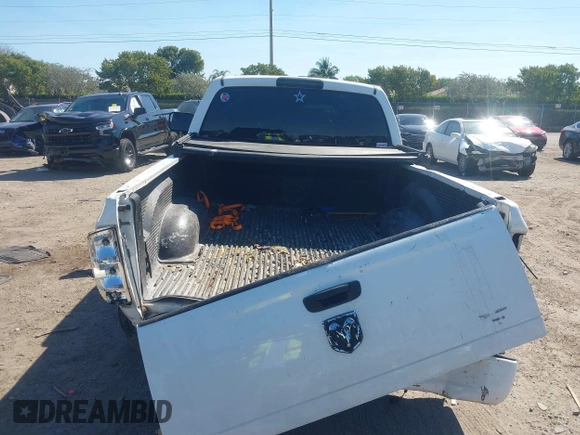 2005 Dodge 1500 ST with VIN 1D7HA16K15J646654, listed as a IAAI auction lot 41813148 with 170,149 mi miles. Bid and sale history available at carsss.com. Image 17.