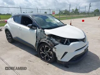 2019 Toyota C-HR XLE z VIN JTNKHMBX6K1036948, wystawiony jako IAAI lot #42305025 z przebiegiem 48 706 mil mil oraz . Historia ofert i sprzedaży dostępna na DreamBid. Obrazek 1.