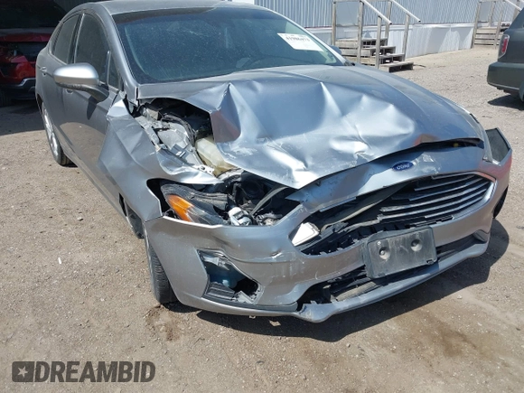 2020 Ford Fusion SE z VIN 3FA6P0HD9LR231471, wystawiony jako IAAI lot #41986473 z przebiegiem 58 587 mil mil oraz . Historia ofert i sprzedaży dostępna na DreamBid. Obrazek 6.