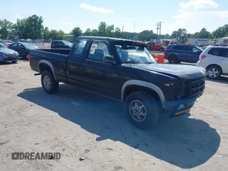 1994 Dodge Dakota with VIN 1B7GG23X0RS512065, listed as a IAAI auction lot 42641770 with 194,671 mi miles and . Bid and sale history available at DreamBid. Image 1.
