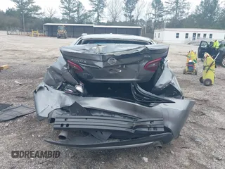2018 Nissan Altima SV with VIN 1N4AL3AP7JC109649, listed as a IAAI auction lot 41803257 with 111,181 mi miles and . Bid and sale history available at DreamBid. Image 16.