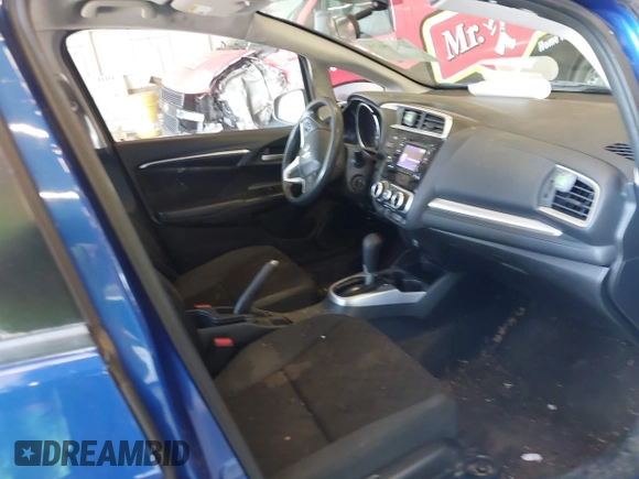 2015 Honda Fit LX с VIN 3HGGK5H53FM738324, выставлен на аукционе IAAI как лот 42105628 с пробегом 98 174 миль миль и . История ставок и продаж доступна на DreamBid. Изображение 5.