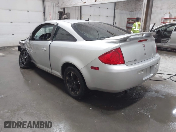2009 Pontiac G5 with VIN 1G2AL18HX97132901, listed as a IAAI auction lot 41402858 with 1 mi miles. Bid and sale history available at carsss.com. Image 3.