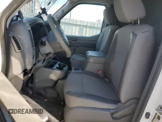 2019 Nissan NV Cargo SV z VIN 1N6AF0LY6KN805184, wystawiony jako Copart lot #83629974 z przebiegiem Nie podano mil oraz Szkoda całkowita • Salvage title. Historia ofert i sprzedaży dostępna na DreamBid. Obrazek 7.