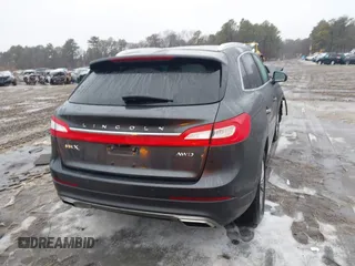 2018 Lincoln MKX Select with VIN 2LMPJ8KR9JBL17605, listed as a IAAI auction lot 41519841 with 44,143 mi miles. Bid and sale history available at carsss.com. Image 16.