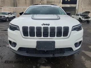 2022 Jeep Cherokee X with VIN 1C4PJMCX3ND549915, listed as a Copart auction lot 43208645 with 26,267 mi miles and Salvage Title. Bid and sale history available at carsss.com. Image 5.