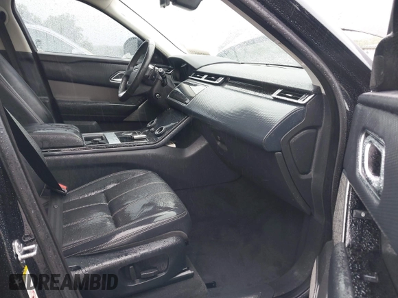 2018 Land Rover Range Rover Velar S z VIN SALYB2RVXJA769780, wystawiony jako IAAI lot #42309531 z przebiegiem 94 127 mil mil oraz . Historia ofert i sprzedaży dostępna na DreamBid. Obrazek 5.