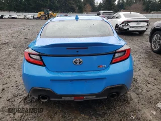 2023 Toyota GR86 Premium with VIN JF1ZNBE18P9758590, listed as a Copart auction lot 86137454 with 13,479 mi miles and Salvage Title. Bid and sale history available at carsss.com. Image 6.
