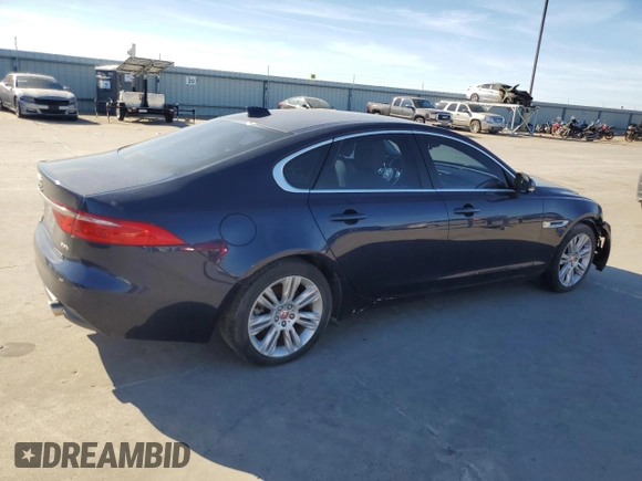 2016 Jaguar XF 35t Premium z VIN SAJBD4BV9GCY24246, wystawiony jako Copart lot #80526534 z przebiegiem Nie podano mil oraz Czysty tytuł • Clean title. Historia ofert i sprzedaży dostępna na DreamBid. Obrazek 3.