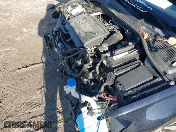 2019 Volkswagen GTI S z VIN 3VW6T7AU9KM004055, wystawiony jako IAAI lot #40987363 z przebiegiem 98 736 mil mil oraz . Historia ofert i sprzedaży dostępna na DreamBid. Obrazek 10.