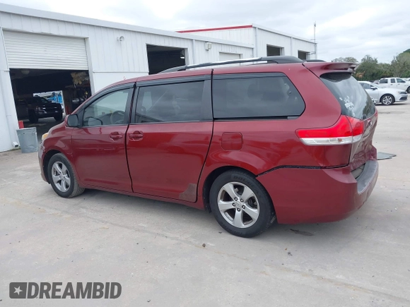 2011 Toyota Sienna LE AAS with VIN 5TDKK3DC8BS014320, listed as a IAAI auction lot 41587522 with 89,185 mi miles. Bid and sale history available at carsss.com. Image 14.