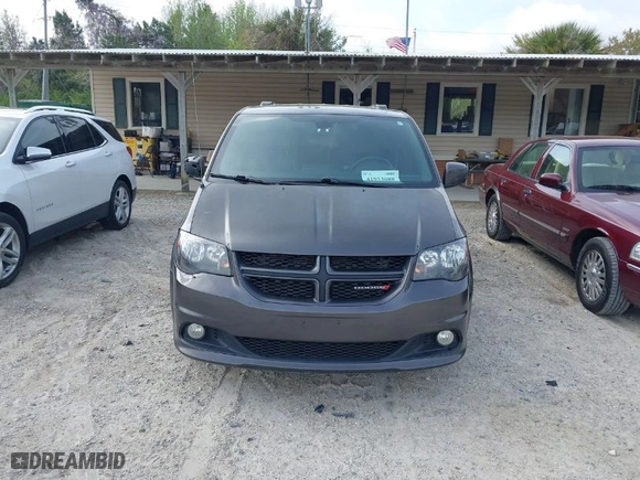 2018 Dodge Grand Caravan GT with VIN 2C4RDGEG8JR301746, listed as a IAAI auction lot 41953088 with 108,740 mi miles. Bid and sale history available at carsss.com. Image 13.