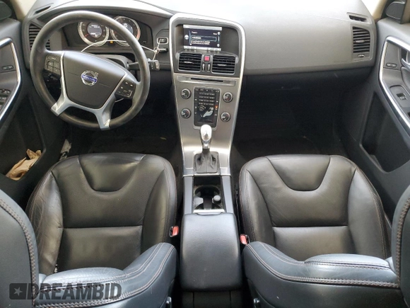 2013 Volvo XC60 T6 z VIN YV4902DZ5D2445725, wystawiony jako Copart lot #41886585 z przebiegiem 96 094 mil mil oraz Szkoda całkowita • Salvage title. Historia ofert i sprzedaży dostępna na DreamBid. Obrazek 8.