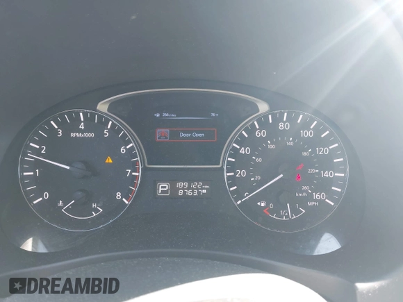 2013 Nissan Altima S with VIN 1N4AL3AP5DC264253, listed as a IAAI auction lot 42126648 with 189,122 mi miles and . Bid and sale history available at carsss.com. Image 7.