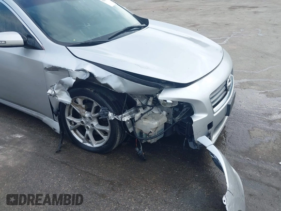 2014 Nissan Maxima S with VIN 1N4AA5AP3EC498006, listed as a IAAI auction lot 42114320 with 162,451 mi miles and . Bid and sale history available at DreamBid. Image 6.