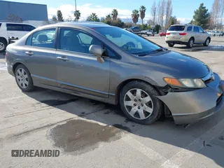 2006 Honda Civic LX z VIN 1HGFA16576L015992, wystawiony jako IAAI lot #41528989 z przebiegiem 240 000 mil mil oraz . Historia ofert i sprzedaży dostępna na DreamBid. Obrazek 1.
