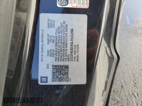 2020 Chevrolet Camaro 1LT with VIN 1G1FB3DX5L0111296, listed as a Copart auction lot 82791704 with 35,250 mi miles and Salvage Title. Bid and sale history available at carsss.com. Image 13.