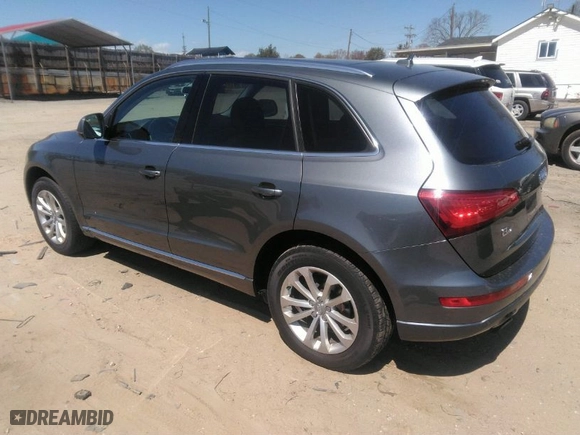 2013 Audi Q5 Premium Plus with VIN WA1LFAFP6DA029437, listed as a IAAI auction lot 41890390 with 135,412 mi miles. Bid and sale history available at carsss.com. Image 3.