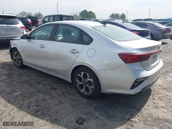 2020 Kia Forte LXS with VIN 3KPF24AD6LE182585, listed as a IAAI auction lot 41790230 with 83,227 mi miles. Bid and sale history available at carsss.com. Image 3.