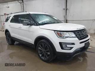 2017 Ford Explorer XLT z VIN 1FM5K8D8XHGB69410, wystawiony jako IAAI lot #42086792 z przebiegiem 171 566 mil mil oraz . Historia ofert i sprzedaży dostępna na DreamBid. Obrazek 1.