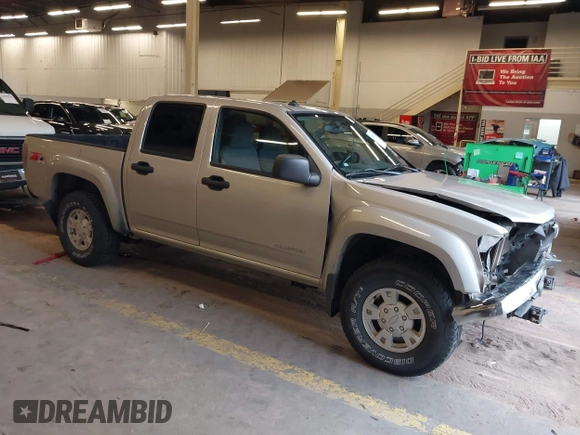 2005 Chevrolet Colorado 1SF LS Z71 with VIN 1GCDT136X58154321, listed as a IAAI auction lot 41906743 with 116,971 mi miles. Bid and sale history available at carsss.com. Image 1.