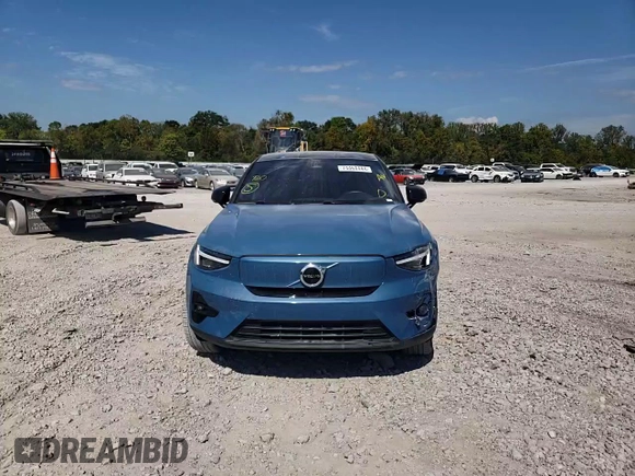 2022 Volvo C40 Ultimate с VIN YV4ED3GB9N2004012, выставлен на аукционе Copart как лот 74464444 с пробегом 3 953 миль миль и Списание • Salvage title. История ставок и продаж доступна на DreamBid. Изображение 12.
