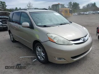 2006 Toyota Sienna XLE with VIN 5TDZA22C16S444422, listed as a IAAI auction lot 42010762 with 186,623 mi miles. Bid and sale history available at carsss.com. Image 1.