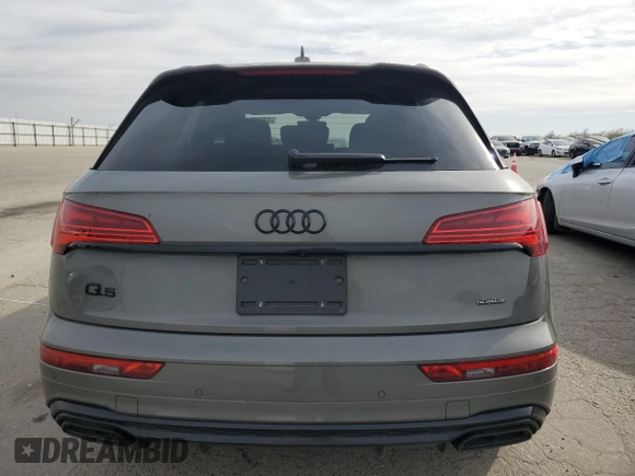 2024 Audi Q5 S line Premium Plus z VIN WA1E2AFY3R2073149, wystawiony jako Copart lot #47267295 z przebiegiem 18 203 mil mil oraz Szkoda całkowita • Salvage title. Historia ofert i sprzedaży dostępna na DreamBid. Obrazek 6.