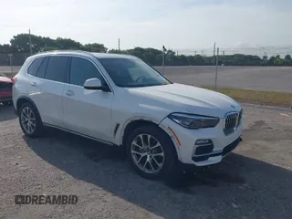 2019 BMW X5 xDrive40i with VIN 5UXCR6C50KLL04572, listed as a IAAI auction lot 41866113 with 56,642 mi miles. Bid and sale history available at carsss.com. Image 1.