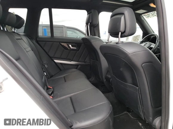 2015 Mercedes-Benz GLK 250 with VIN WDCGG0EB2FG403038, listed as a Copart auction lot 46759794 with 140,813 mi miles and . Bid and sale history available at DreamBid. Image 10.