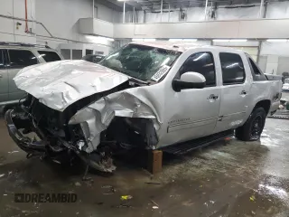 2011 Chevrolet Avalanche LT z VIN 3GNTKFE33BG149330, wystawiony jako Copart lot #45932895 z przebiegiem 269 491 mil mil oraz Szkoda całkowita • Salvage title. Historia ofert i sprzedaży dostępna na DreamBid. Obrazek 1.