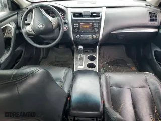 2014 Nissan Altima 2.5 SL with VIN 1N4AL3AP5EN257177, listed as a Copart auction lot 50949625 with 267,232 mi miles and Salvage Title. Bid and sale history available at carsss.com. Image 8.