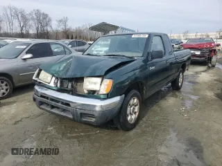 2000 Nissan Frontier XE with VIN 1N6DD26S4YC404131, listed as a Copart auction lot 41395755 with 424,151 mi miles and Salvage title. Bid and sale history available at DreamBid. Image 1.