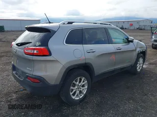 2014 Jeep Cherokee Altitude with VIN 1C4PJMCB2EW172275, listed as a IAAI auction lot 41923246 with 197,274 mi miles and . Bid and sale history available at DreamBid. Image 4.