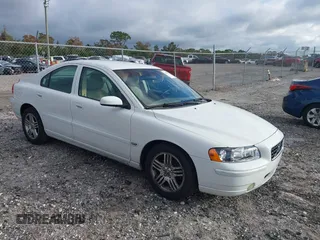2005 Volvo S60 с VIN YV1RS592152460146, выставлен на аукционе IAAI как лот 41079293 с пробегом 147 625 миль миль и . История ставок и продаж доступна на DreamBid. Изображение 1.