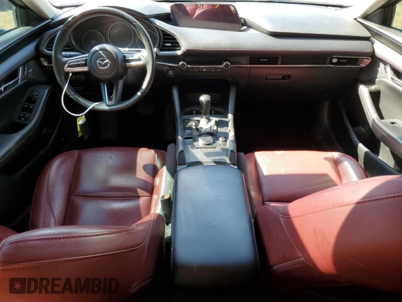 2022 Mazda 3 Carbon Edition z VIN JM1BPACL1N1506356, wystawiony jako Copart lot #58228434 z przebiegiem 96 855 mil mil oraz Szkoda całkowita • Salvage title. Historia ofert i sprzedaży dostępna na DreamBid. Obrazek 8.