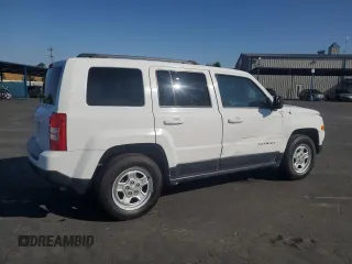 2014 Jeep Patriot Sport with VIN 1C4NJPBA1ED545853, listed as a Copart auction lot 64324345 with 189,302 mi miles and Salvage title. Bid and sale history available at DreamBid. Image 3.