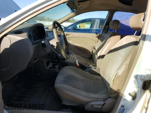 1998 Ford Escort SE z VIN 1FAFP13P0WW139108, wystawiony jako Copart lot #76935594 z przebiegiem 28 413 mil mil oraz Czysty tytuł • Clean title. Historia ofert i sprzedaży dostępna na DreamBid. Obrazek 7.