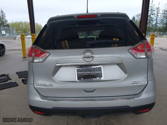 2016 Nissan Rogue S with VIN KNMAT2MVXGP709095, listed as a IAAI auction lot 42014434 with 70,800 mi miles. Bid and sale history available at carsss.com. Image 16.